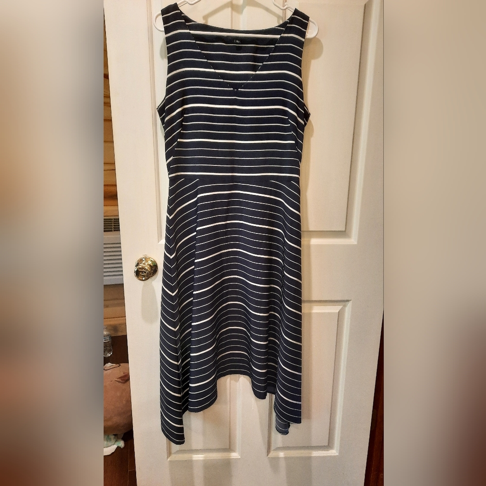 Tommy Hilfiger Dress 8 Navy White Stripes Asymmetric Sleeveless Casual Preppy